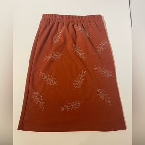 NWT Roolee Women’s Skirt Orange With Leaves Print Size M